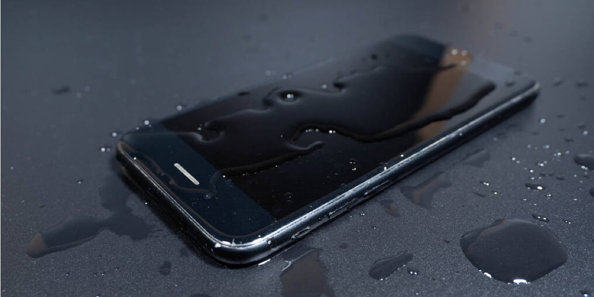 How to Protect Your Phone from Water Damage