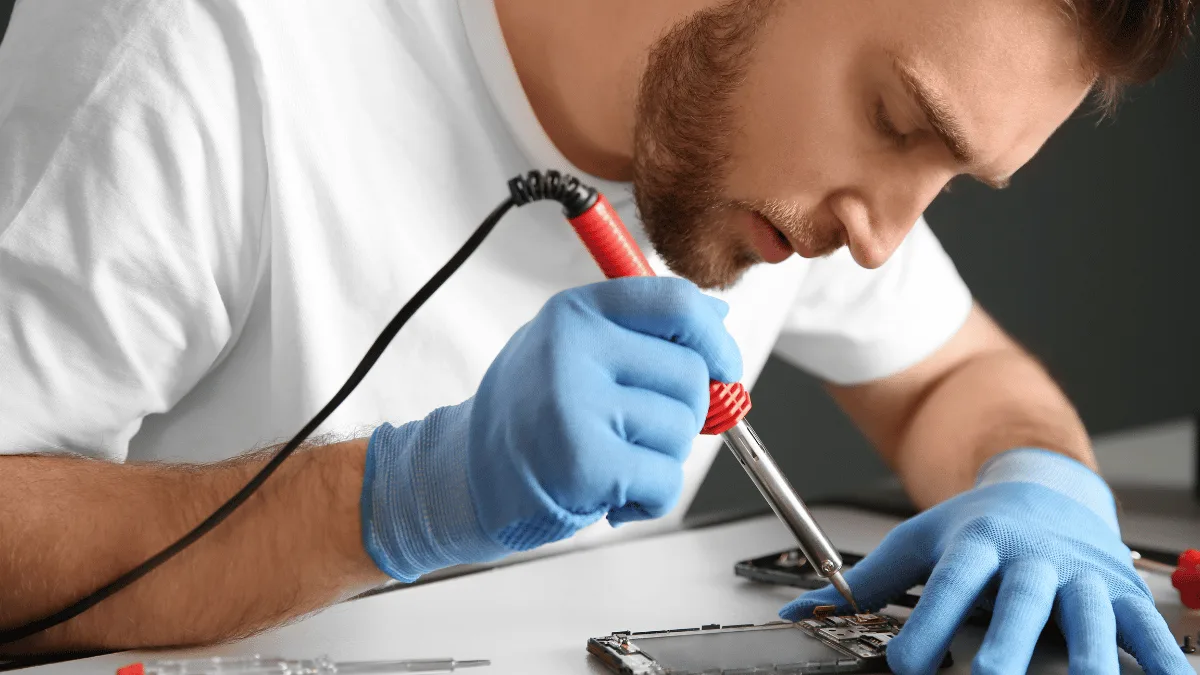 Why a Mobile Repairing Course Is a Smart Future Investment