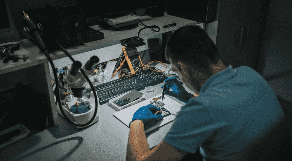 Mobile Repairing Career in India | Future Job Opportunity