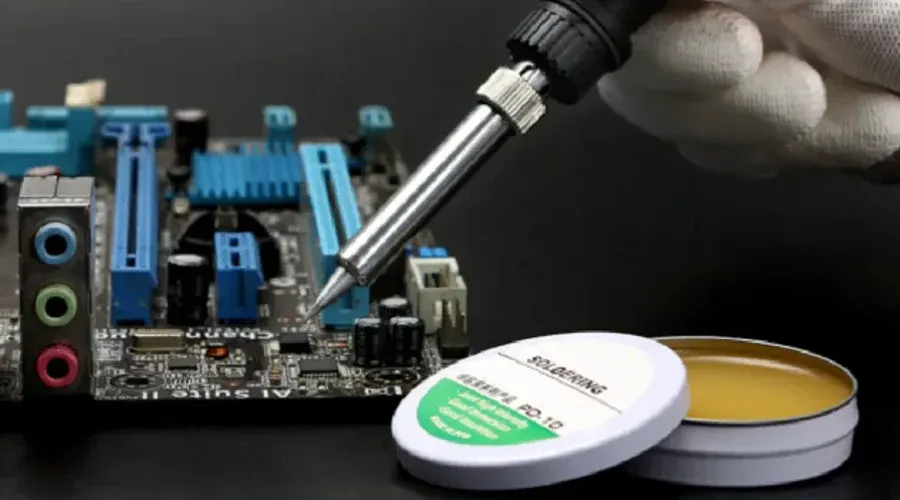 Mastering Repairs with Effective Mobile Repairing Paste